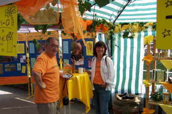 Jes&uacute;s Mary ist &uuml;ber das ganze Pfarrfest pr&auml;sent