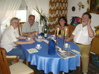 Zum Essen bei Familie Schmitz