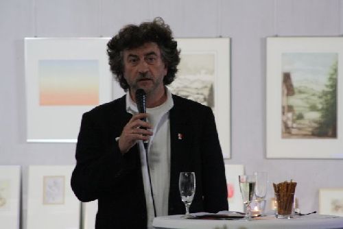 Martin Fey erl&auml;utert die Projekte, die unterst&uuml;tzt werden...