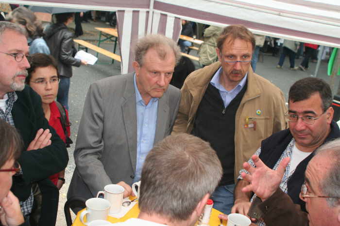Diskussion mit Vertretern von Pax Christi